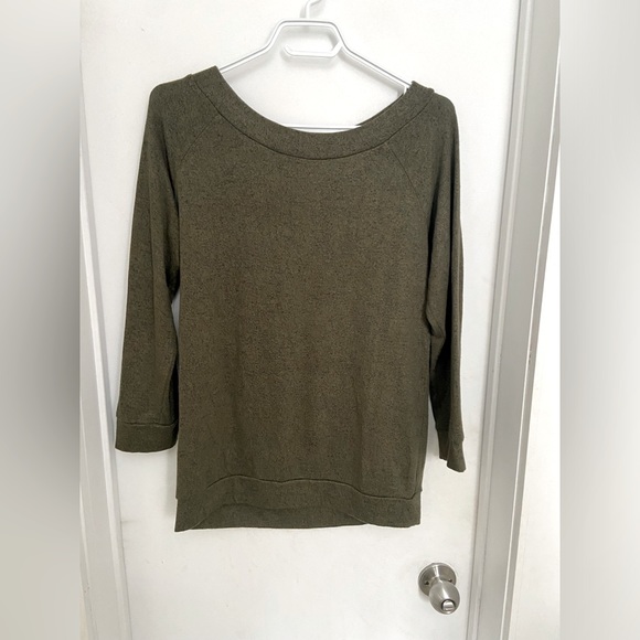 Brushed Knit Top 3/4 Sleeves Olive green - Picture 6 of 8